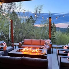 High Mountain Rustic Cabin- Hot Tub- Game Loft