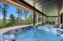 Bellefish 2.0- Rustic Peaks Cabin w/ Hot tub & Scenic Views