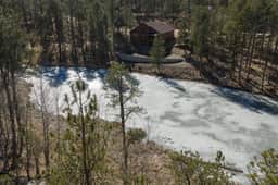 Beaver Lake Pond & Pines Cabin