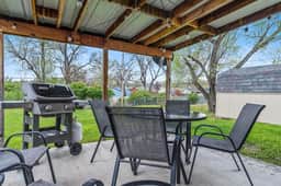 Covered Patio With Grill Affordable Comfy Stay