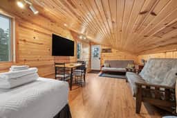 Deer Mountain Cabin Getaway