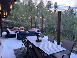 High Mountain Rustic Cabin- Hot Tub- Game Loft