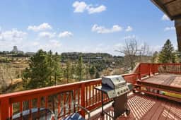 Lead Haven Lodge: Mountain Retreat w/ Hot tub