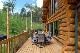Peaceful Valley Hideaway