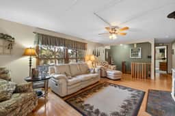 Prairie Creek Hideaway – Relaxing Hot Tub & Views