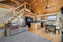 The Angostura Cabin - Image 2