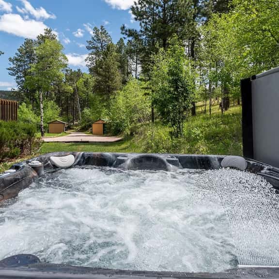 Peaceful Valley Hideaway - Image 1