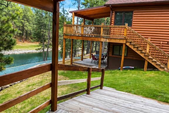 Beaver Lake Pond & Pines Cabin