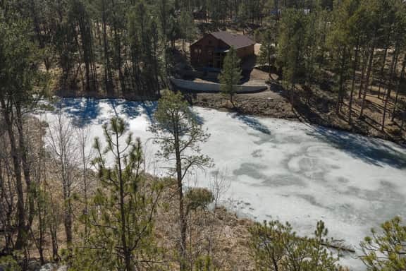 Beaver Lake Pond & Pines Cabin