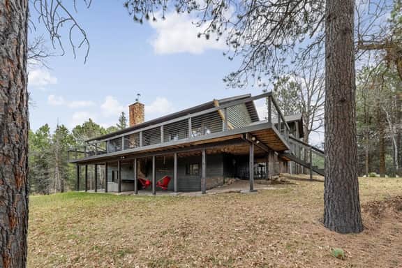 Deadwood Pines Hideaway