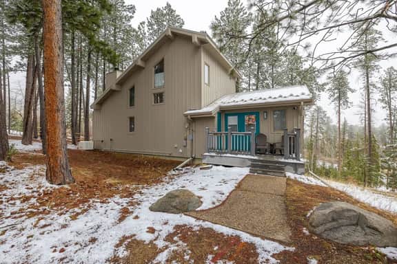 Deer Mountain Cabin Getaway