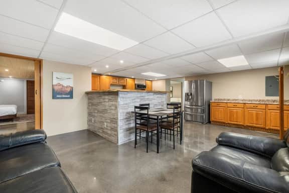 Mt Rushmore Duplex