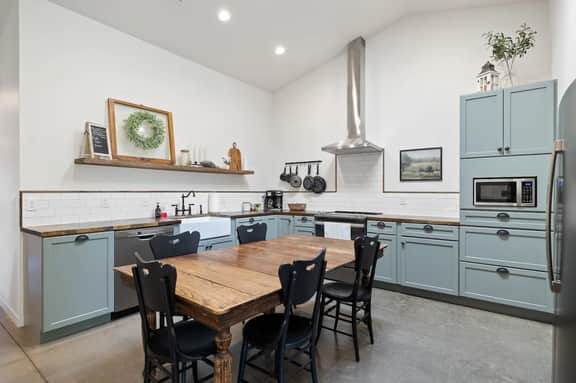 Urban Charm Nest
