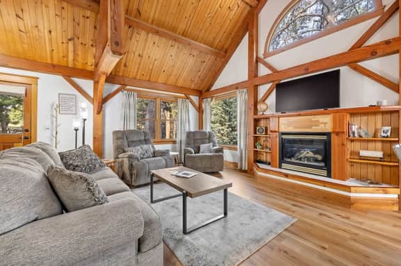 Whispering Pines Cabin