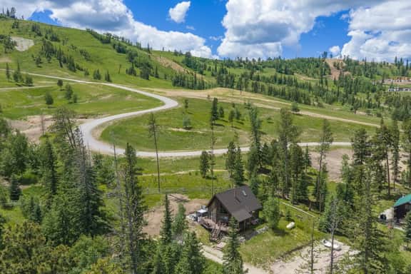 Elk Pointe Chalet