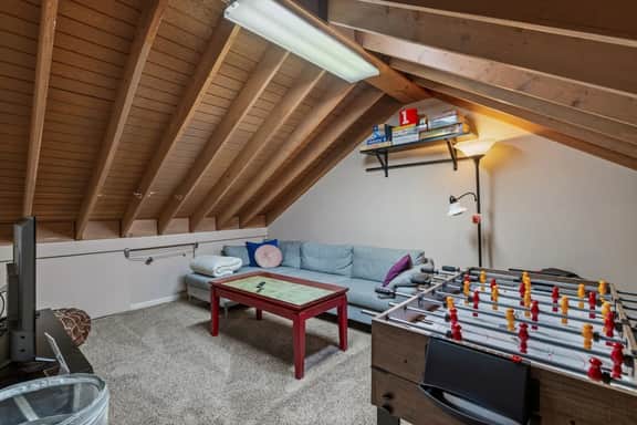 Black Hills Townhome -Community Pool-Near Downtown - Image 3