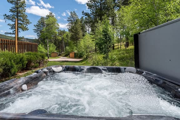 Peaceful Valley Hideaway
